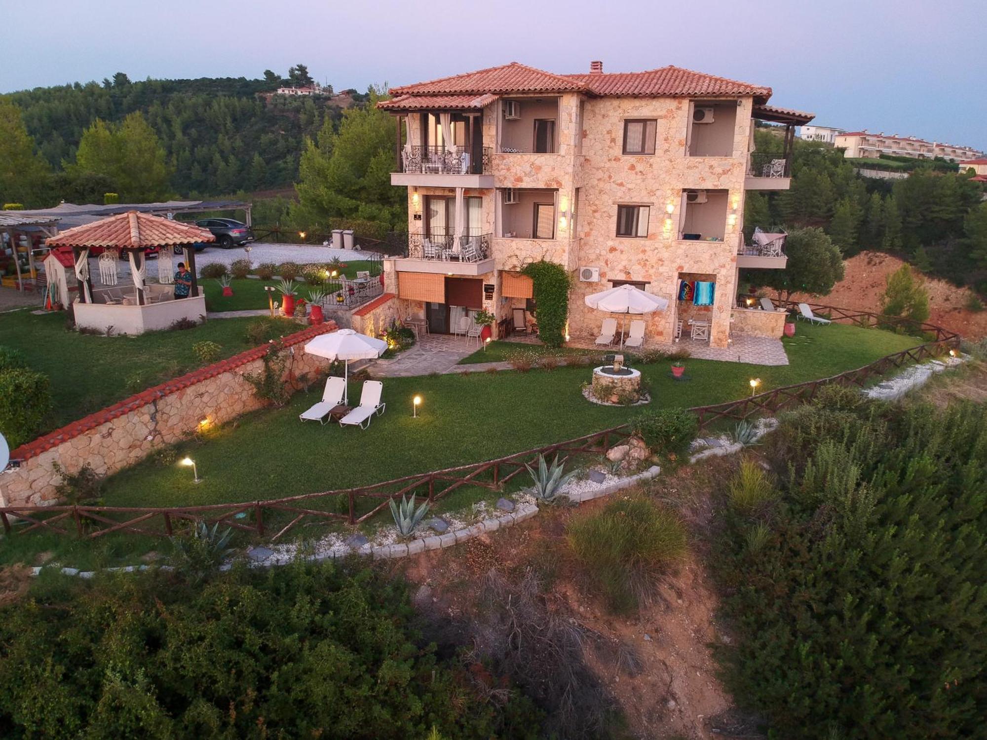 Palamidi Aparthotel Агия Параскеви Екстериор снимка