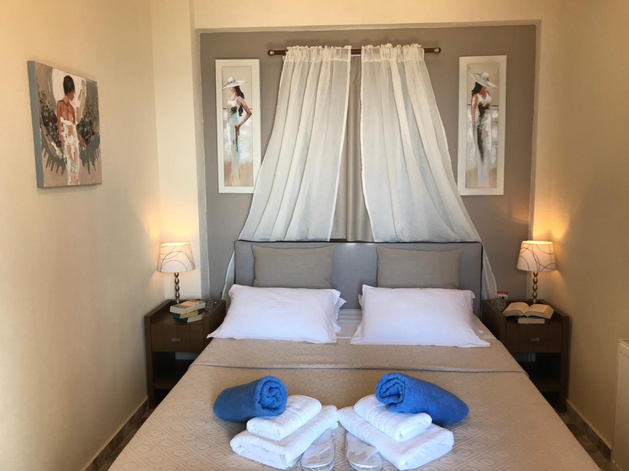 Palamidi Aparthotel Агия Параскеви Екстериор снимка