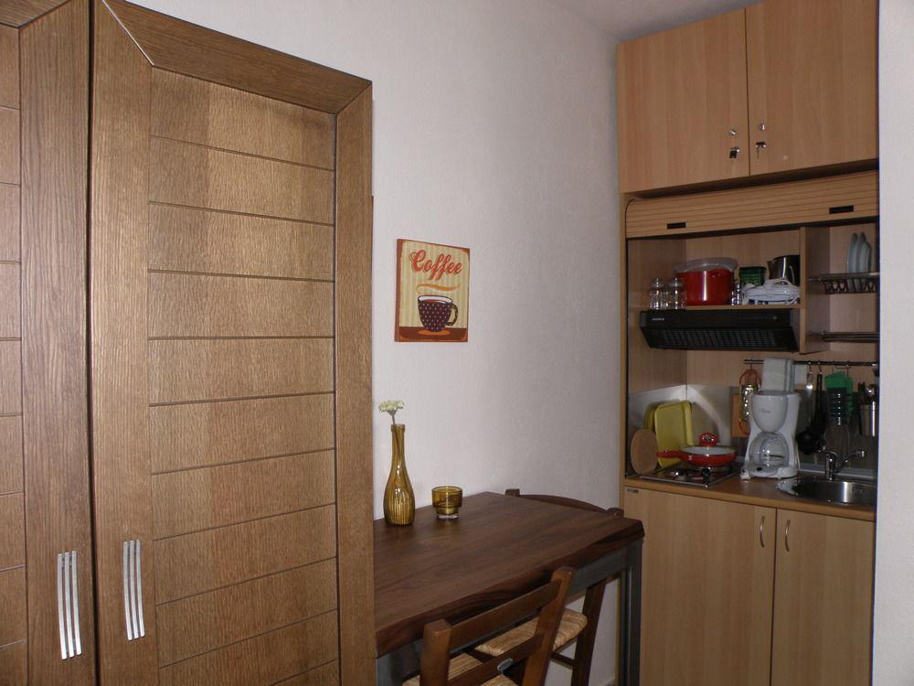 Palamidi Aparthotel Агия Параскеви Екстериор снимка